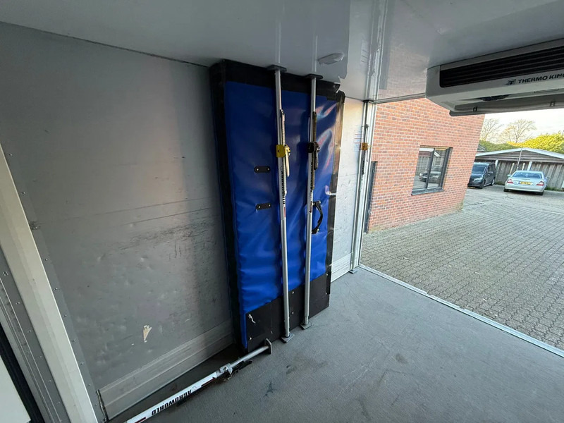 Chladící dodávka, Dodávka s dvojitou kabinou Iveco 35C14 Thermo King V500 Spectrum Dual Temp: obrázek 8