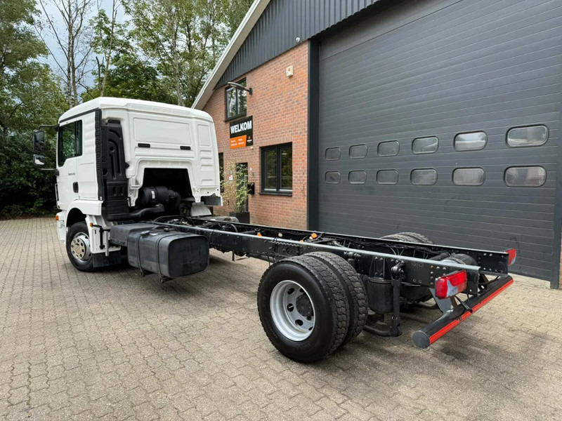 MAN TGM TGM 15.250 4X2 Chassis, Airco, 526.460 KM, Slaapcabine - Podvozek s kabinou: obrázek 2 MAN TGM TGM 15.250 4X2 Chassis, Airco, 526.460 KM, Slaapcabine - Podvozek s kabinou: obrázek 2