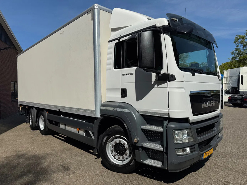 MAN TGS 26.320 EEV Koffer Stuuras AHK 3.000KG LBW 337.340KM! NL TRUCK - Skříňový nákladní auto: obrázek 4 MAN TGS 26.320 EEV Koffer Stuuras AHK 3.000KG LBW 337.340KM! NL TRUCK - Skříňový nákladní auto: obrázek 4