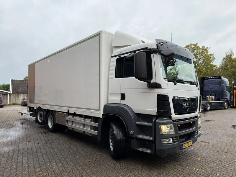 MAN TGS 26.320 Koffer Stuuras AHK 2.500KG LBW 319.460KM! NL Truck - Skříňový nákladní auto: obrázek 2 MAN TGS 26.320 Koffer Stuuras AHK 2.500KG LBW 319.460KM! NL Truck - Skříňový nákladní auto: obrázek 2