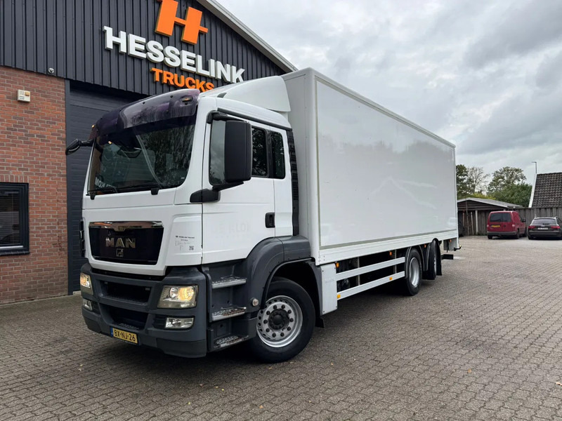 MAN TGS 26.320 Koffer Stuuras AHK 2500KG LBW 580.347KM! NL Truck - Skříňový nákladní auto: obrázek 1 MAN TGS 26.320 Koffer Stuuras AHK 2500KG LBW 580.347KM! NL Truck - Skříňový nákladní auto: obrázek 1