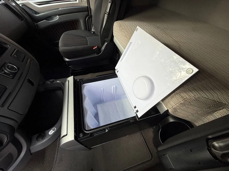 Tahač DAF XF 480 SSC Super Space 2x tank LED 331.440KM PROD. 2022 ACC NL Truck: obrázek 12 Tahač DAF XF 480 SSC Super Space 2x tank LED 331.440KM PROD. 2022 ACC NL Truck: obrázek 12