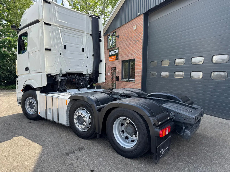 Mercedes-Benz Actros 2545 6X2 Gigaspace Gestuurde voorloopas NL Truck 327.240KM - Tahač: obrázek 4 Mercedes-Benz Actros 2545 6X2 Gigaspace Gestuurde voorloopas NL Truck 327.240KM - Tahač: obrázek 4
