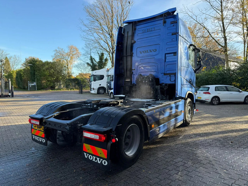 Volvo FH 460 Globetrotter XL 2x tank Standairco 405.369KM! NL Truck - APK 09-2026 - Tahač: obrázek 3 Volvo FH 460 Globetrotter XL 2x tank Standairco 405.369KM! NL Truck - APK 09-2026 - Tahač: obrázek 3