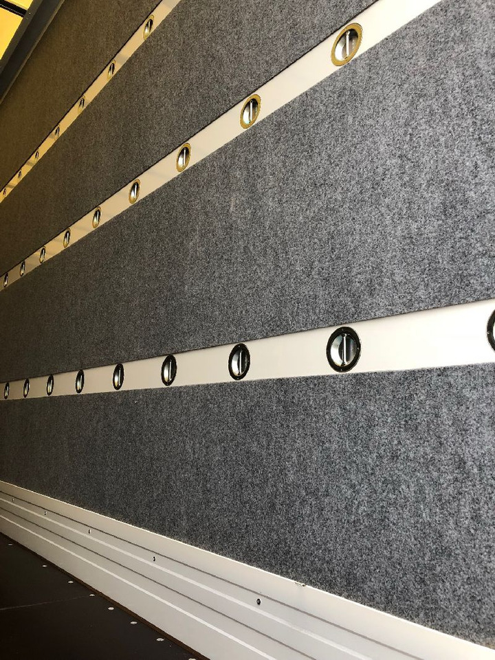 Spier Plywood-Wechselkoffer, BDF-System, 7.450 mm lang. - Skříňová nástavba: obrázek 5 Spier Plywood-Wechselkoffer, BDF-System, 7.450 mm lang. - Skříňová nástavba: obrázek 5