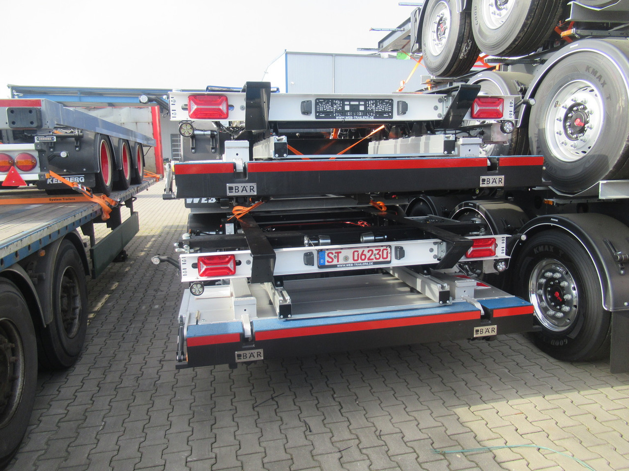System Trailers BDF-System, Standard ohne Zulassung, mit Ladebordwand - Skříňový přívěs: obrázek 3 System Trailers BDF-System, Standard ohne Zulassung, mit Ladebordwand - Skříňový přívěs: obrázek 3