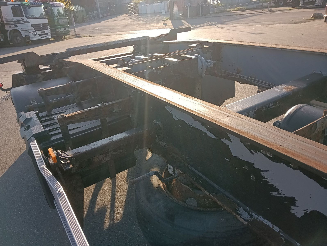 Meiller MEILLER HKM G18 SZL SCHLITTEN BPW Trommel 3,38t - Hákový/ Ramenový nosič přívěs: obrázek 3 Meiller MEILLER HKM G18 SZL SCHLITTEN BPW Trommel 3,38t - Hákový/ Ramenový nosič přívěs: obrázek 3