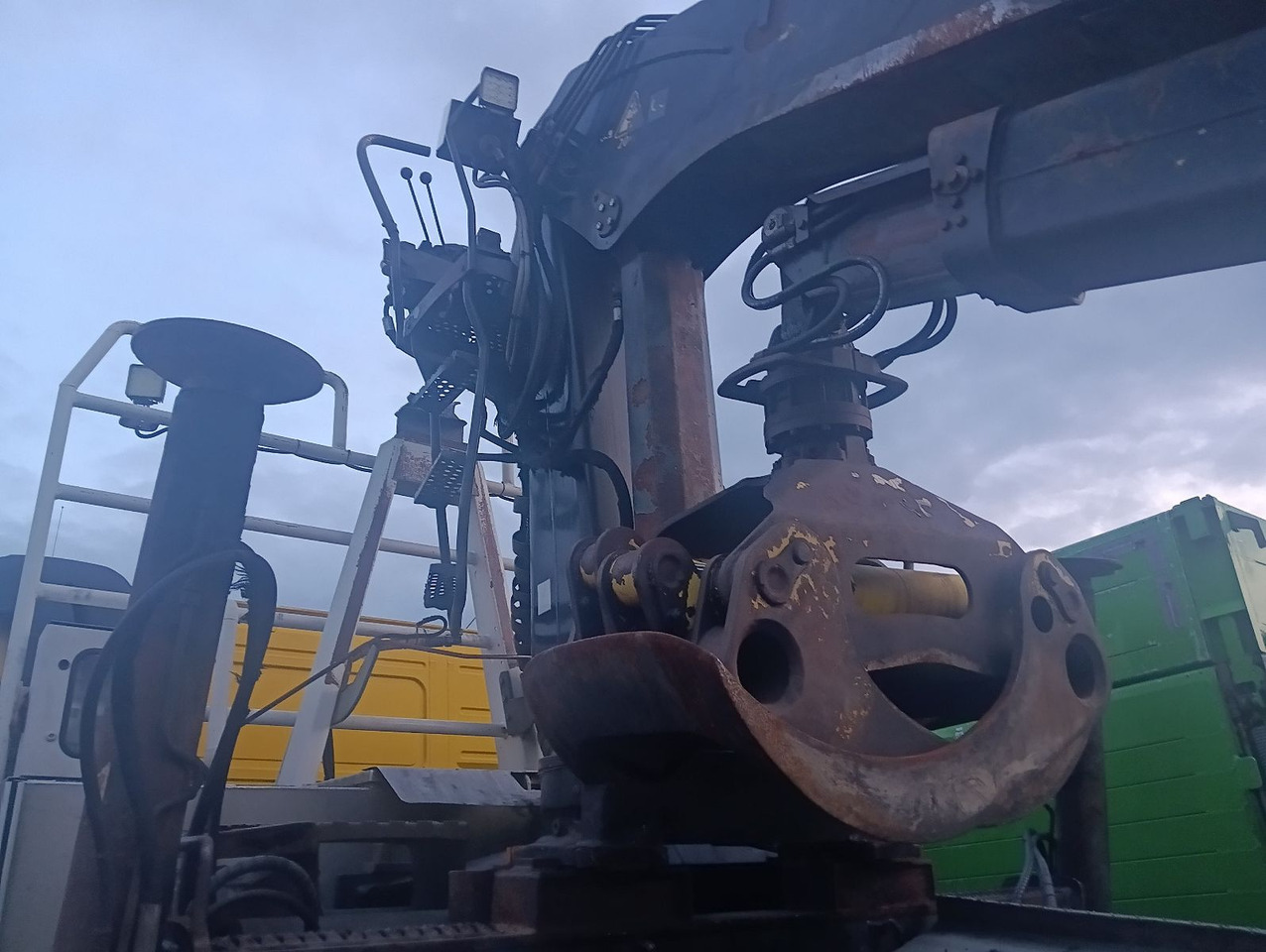 Palfinger EPSILON E250L82 Langholzkran+GLOGGER Aufbau+Anhä - Lesovůz, Auto s hydraulickou rukou: obrázek 5 Palfinger EPSILON E250L82 Langholzkran+GLOGGER Aufbau+Anhä - Lesovůz, Auto s hydraulickou rukou: obrázek 5
