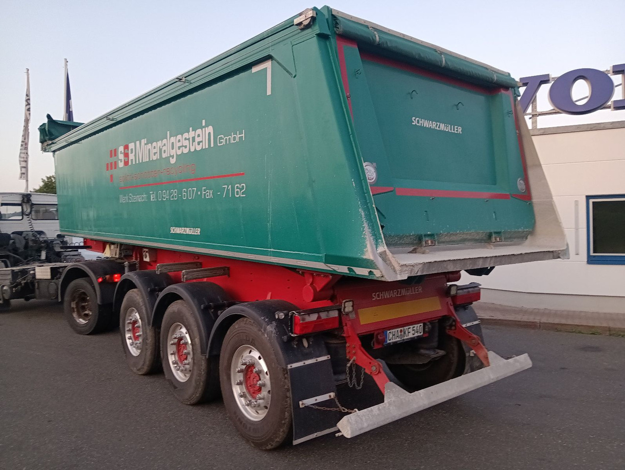 Schwarzmüller 3-A Alumulde ALCOA 27m3 SAF Lift 5,4t el.Verdeck - Sklápěcí návěs: obrázek 1 Schwarzmüller 3-A Alumulde ALCOA 27m3 SAF Lift 5,4t el.Verdeck - Sklápěcí návěs: obrázek 1