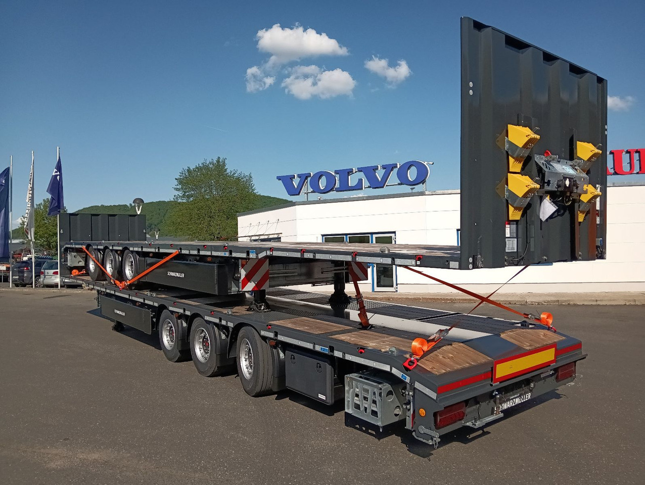 Schwarzmüller 3Achs Tele Rampen TwistLock40+2x20"SAF Lenk+Lift - Návěs valník/ Plato: obrázek 3 Schwarzmüller 3Achs Tele Rampen TwistLock40+2x20"SAF Lenk+Lift - Návěs valník/ Plato: obrázek 3