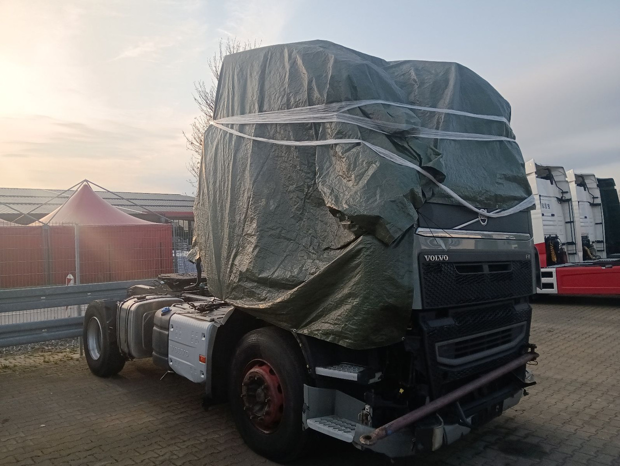 Tahač Volvo FH 500 Globe CRAWLER Hydr.,Luft/Luft Motor läuft: obrázek 8