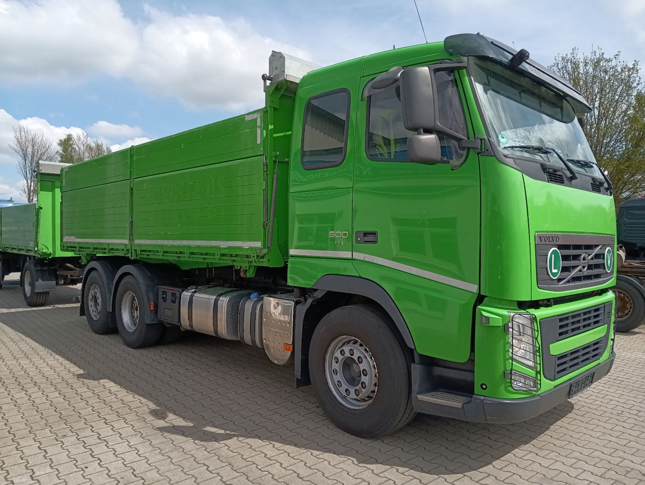 Volvo FH 500 6x2R 22m3 SCHWARZMÜLLER 3-S-GETREIDEKIPPE - Sklápěč: obrázek 4 Volvo FH 500 6x2R 22m3 SCHWARZMÜLLER 3-S-GETREIDEKIPPE - Sklápěč: obrázek 4