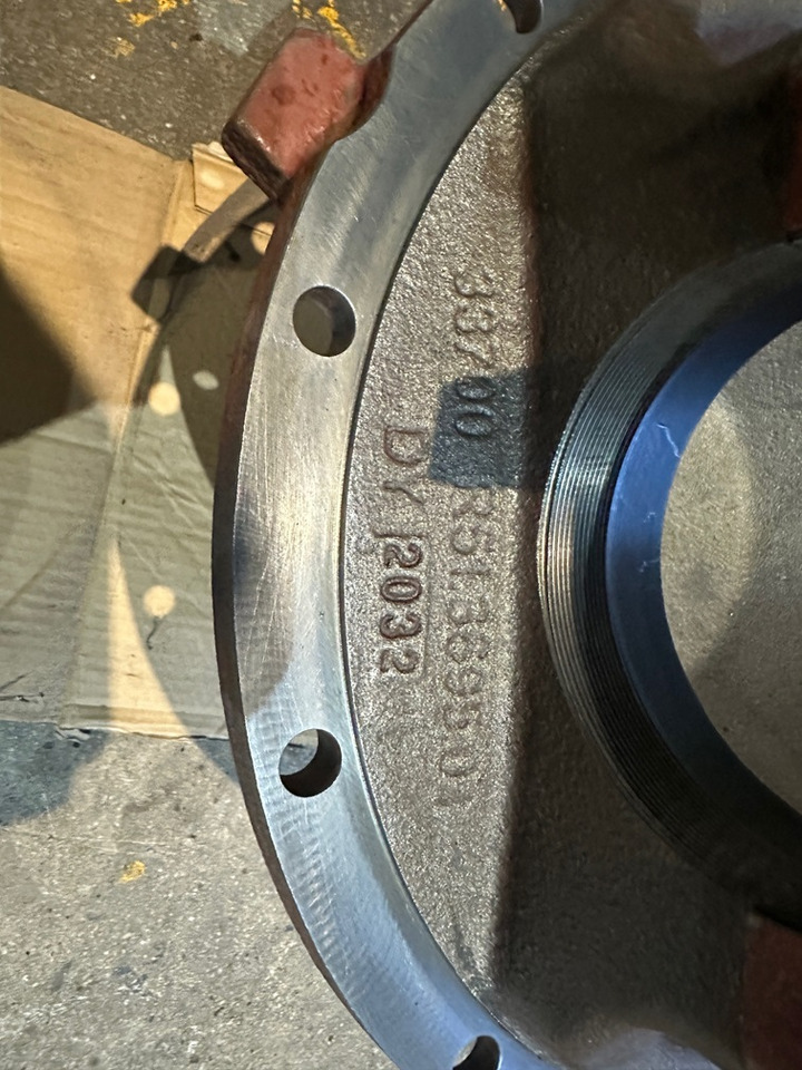 LIEBHERR Differential Carrier Part Number 10342388 - Univerzální autojeřáb: obrázek 2 LIEBHERR Differential Carrier Part Number 10342388 - Univerzální autojeřáb: obrázek 2