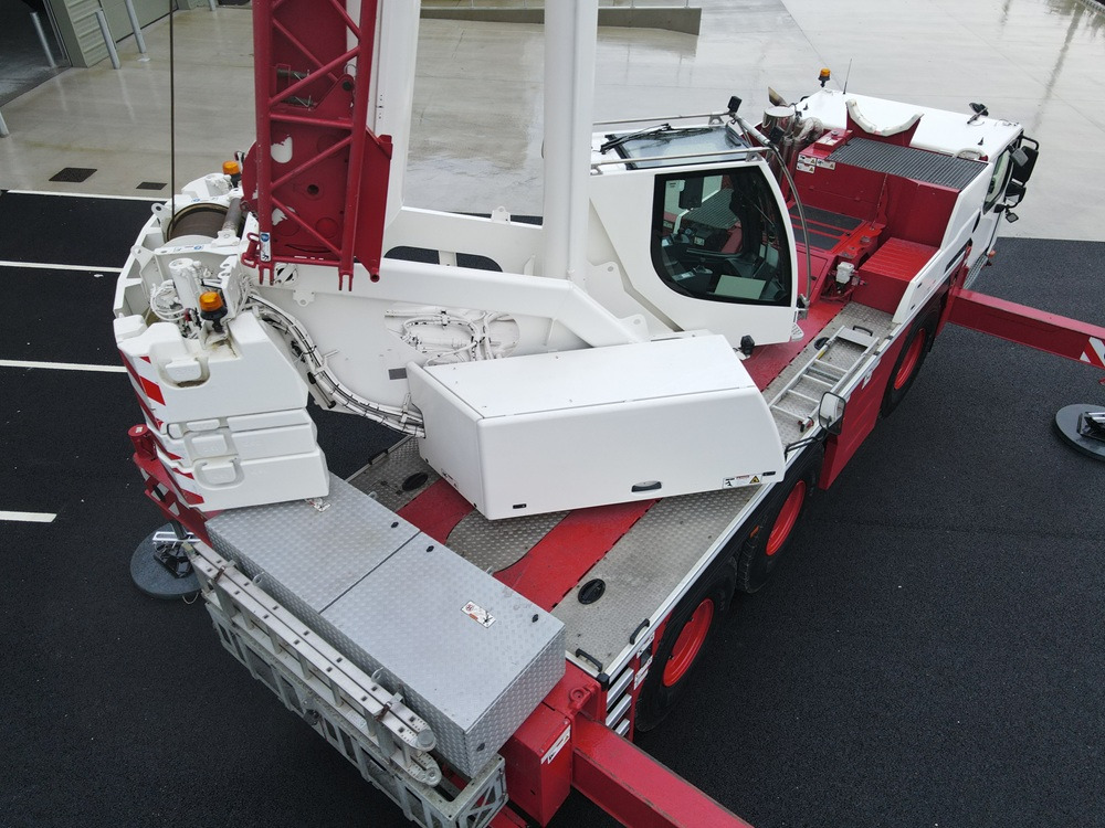 LIEBHERR LTM1060-3.1 - Excellent Condition and Full Remote - Univerzální autojeřáb: obrázek 5 LIEBHERR LTM1060-3.1 - Excellent Condition and Full Remote - Univerzální autojeřáb: obrázek 5