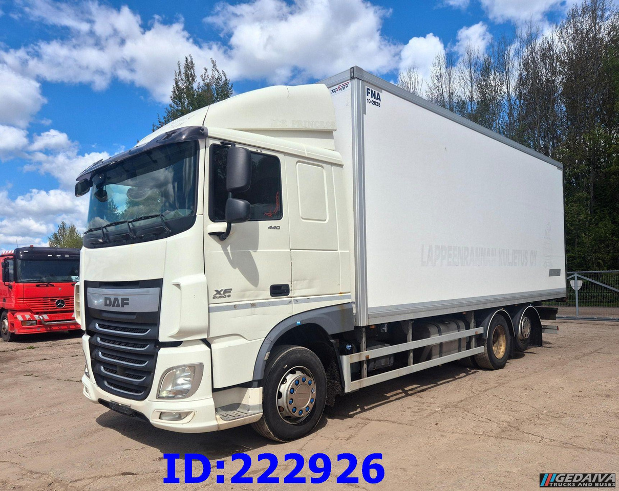 DAF XF 106 440 FAR 6x2 Euro6 - Izotermický nákladní automobil: obrázek 3 DAF XF 106 440 FAR 6x2 Euro6 - Izotermický nákladní automobil: obrázek 3