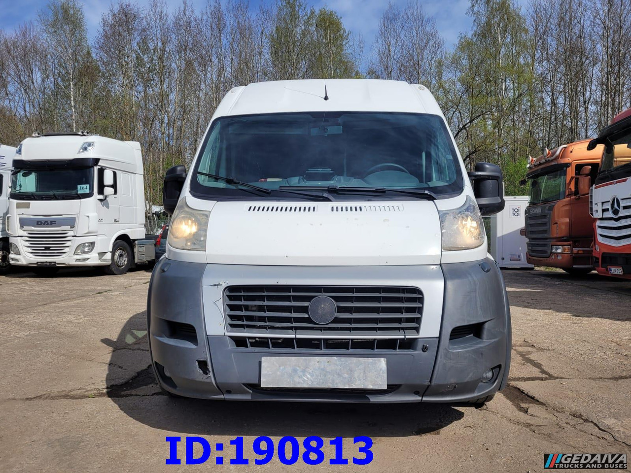FIAT Ducato - VIP - 17 Seater - Turistický autobus: obrázek 2 FIAT Ducato - VIP - 17 Seater - Turistický autobus: obrázek 2