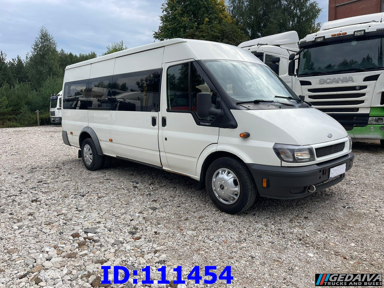 FORD Transit Manual 17-seater - Turistický autobus: obrázek 2 FORD Transit Manual 17-seater - Turistický autobus: obrázek 2