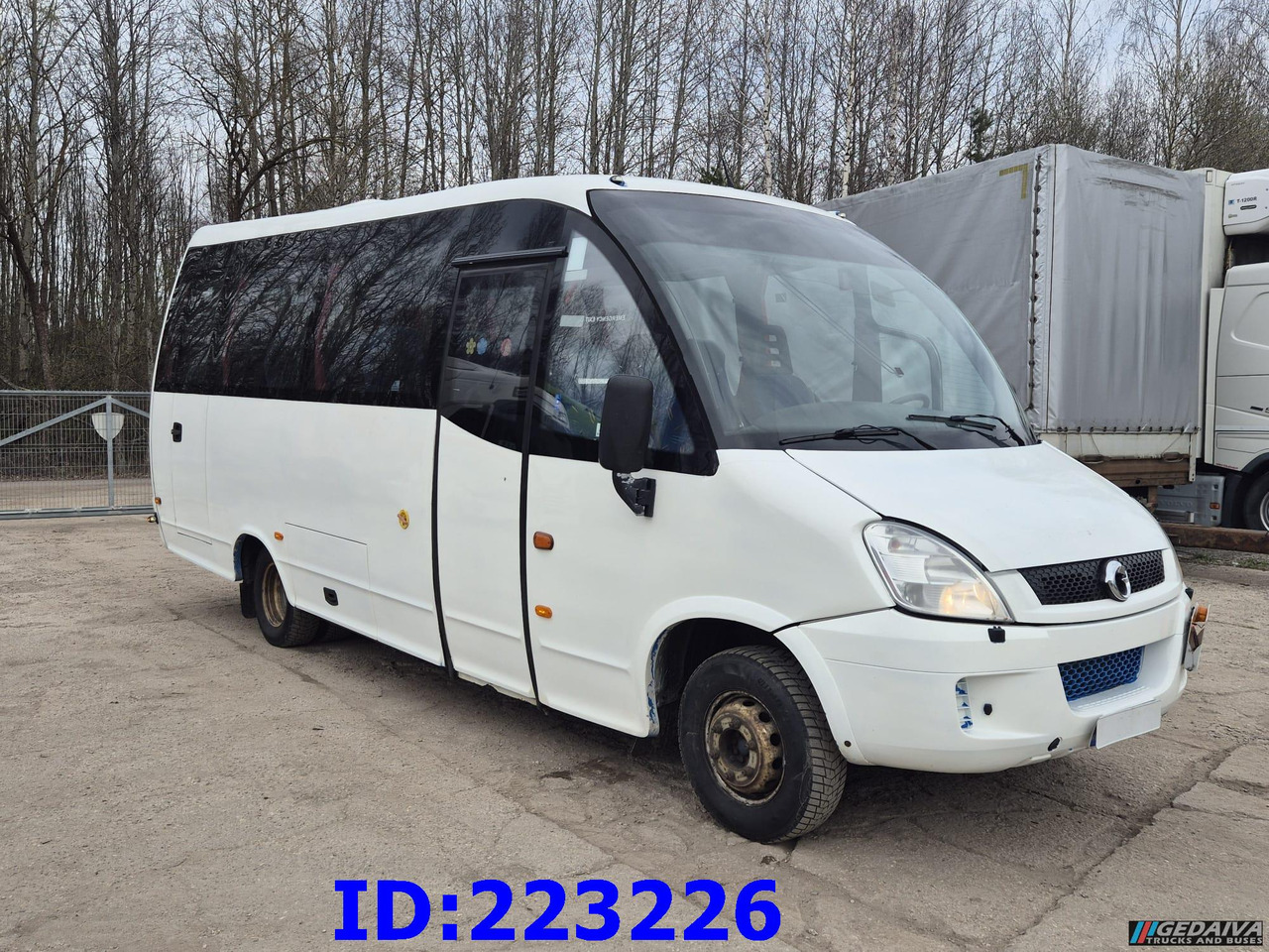 IVECO Daily 70C17A 25-seater Euro5 - Turistický autobus: obrázek 4 IVECO Daily 70C17A 25-seater Euro5 - Turistický autobus: obrázek 4