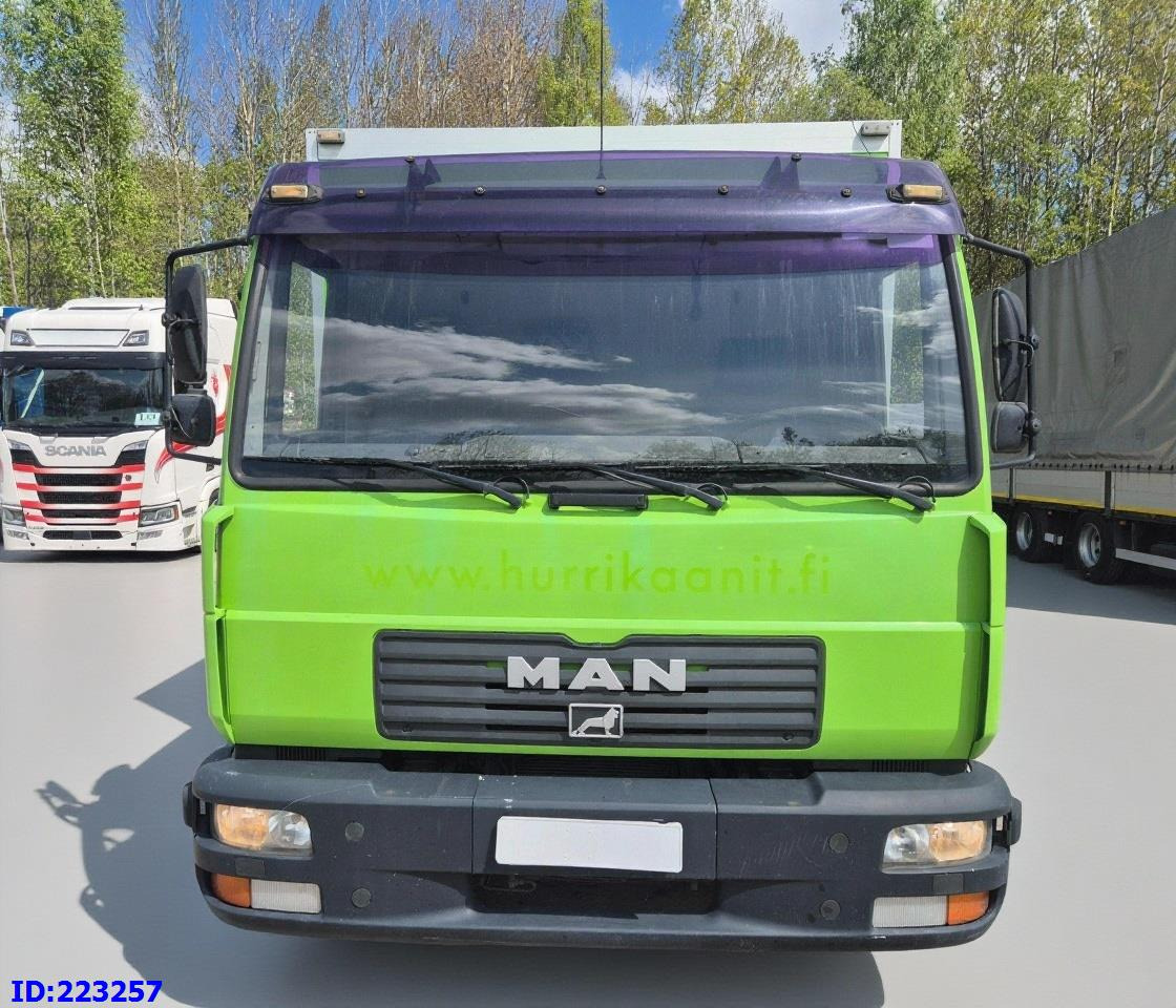 MAN LE 8.150 Manual 139tkm ONLY - Skříňový nákladní auto: obrázek 2 MAN LE 8.150 Manual 139tkm ONLY - Skříňový nákladní auto: obrázek 2