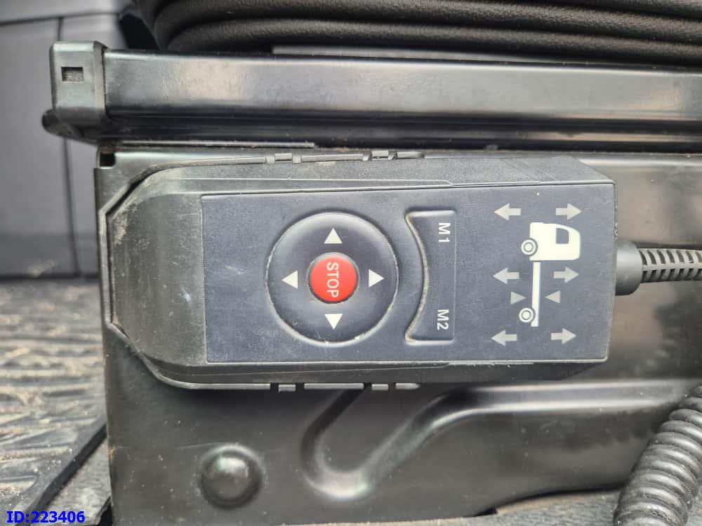 Plachtový nákladní auto MERCEDES-BENZ Actros 2542 6x2 Euro6: obrázek 14