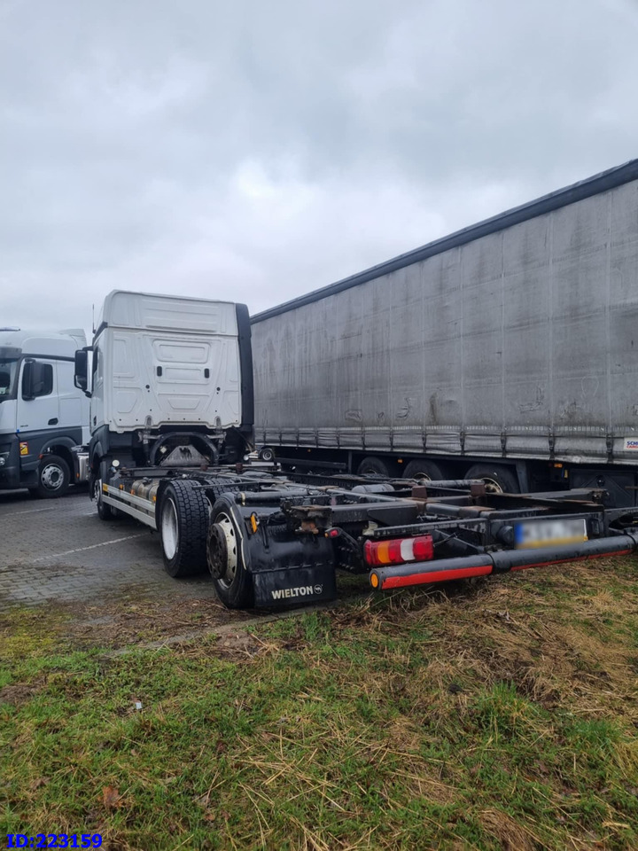 MERCEDES-BENZ Actros 2542 BDF 6x2 Euro6 - Podvozek s kabinou: obrázek 4 MERCEDES-BENZ Actros 2542 BDF 6x2 Euro6 - Podvozek s kabinou: obrázek 4