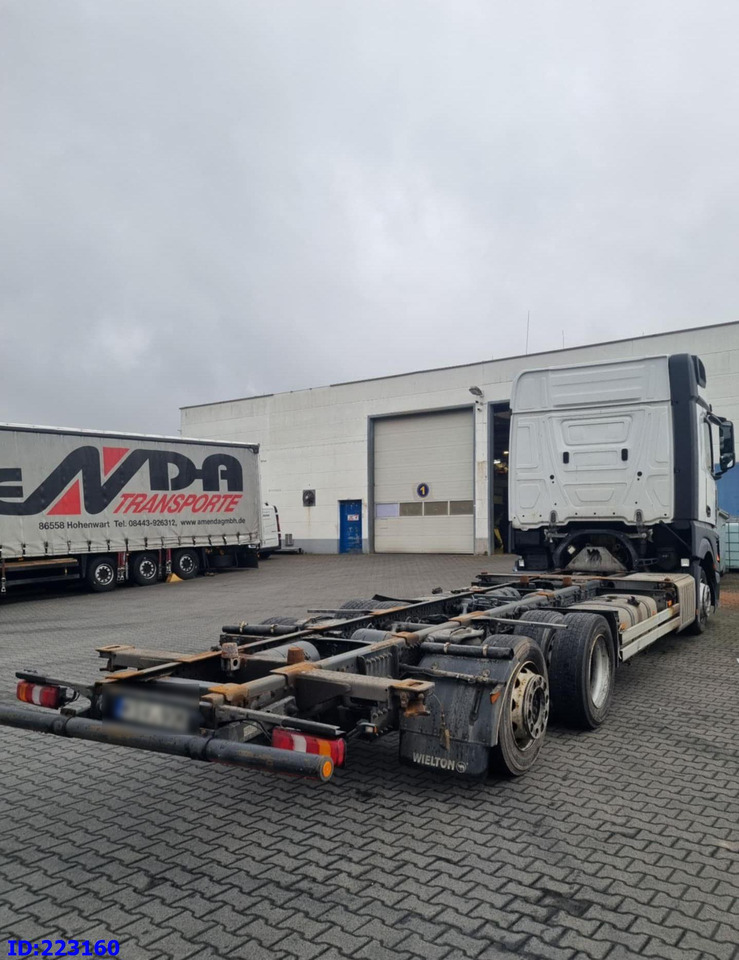 MERCEDES-BENZ Actros 2542 BDF Euro6 - Podvozek s kabinou: obrázek 4 MERCEDES-BENZ Actros 2542 BDF Euro6 - Podvozek s kabinou: obrázek 4