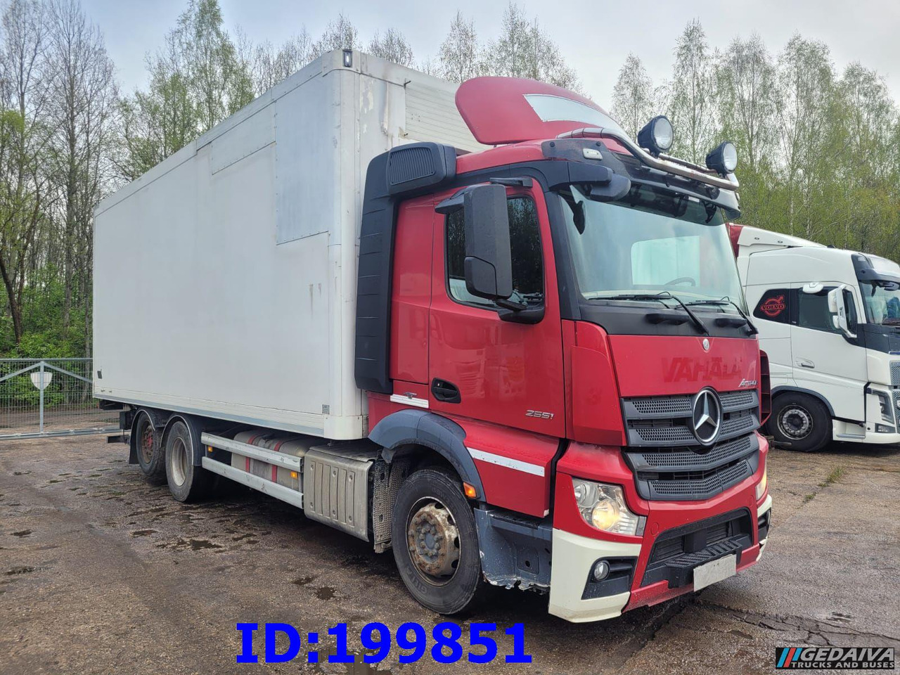MERCEDES-BENZ Actros 2551 6x2 Euro5 - Skříňový nákladní auto: obrázek 4 MERCEDES-BENZ Actros 2551 6x2 Euro5 - Skříňový nákladní auto: obrázek 4