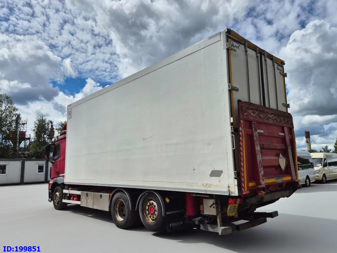MERCEDES-BENZ Actros 2551 6x2 Euro5 - Skříňový nákladní auto: obrázek 4 MERCEDES-BENZ Actros 2551 6x2 Euro5 - Skříňový nákladní auto: obrázek 4