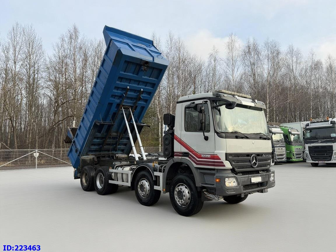 MERCEDES-BENZ Actros 3241 8x4 TOP CONDITION - Sklápěč: obrázek 4 MERCEDES-BENZ Actros 3241 8x4 TOP CONDITION - Sklápěč: obrázek 4