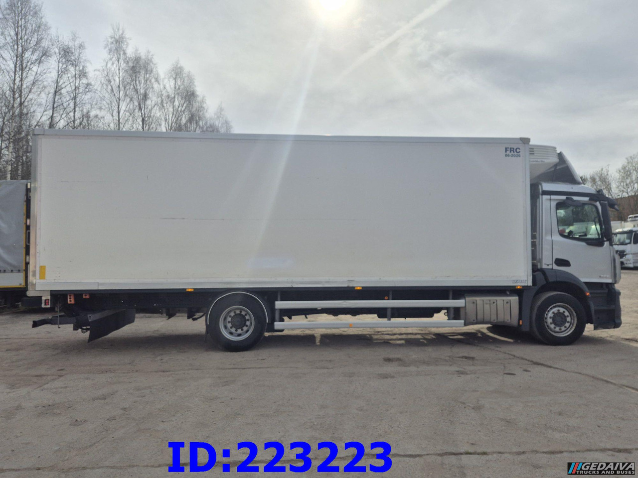 MERCEDES-BENZ Antos 1830 FRC Euro6 - Chladírenský nákladní automobil: obrázek 5 MERCEDES-BENZ Antos 1830 FRC Euro6 - Chladírenský nákladní automobil: obrázek 5