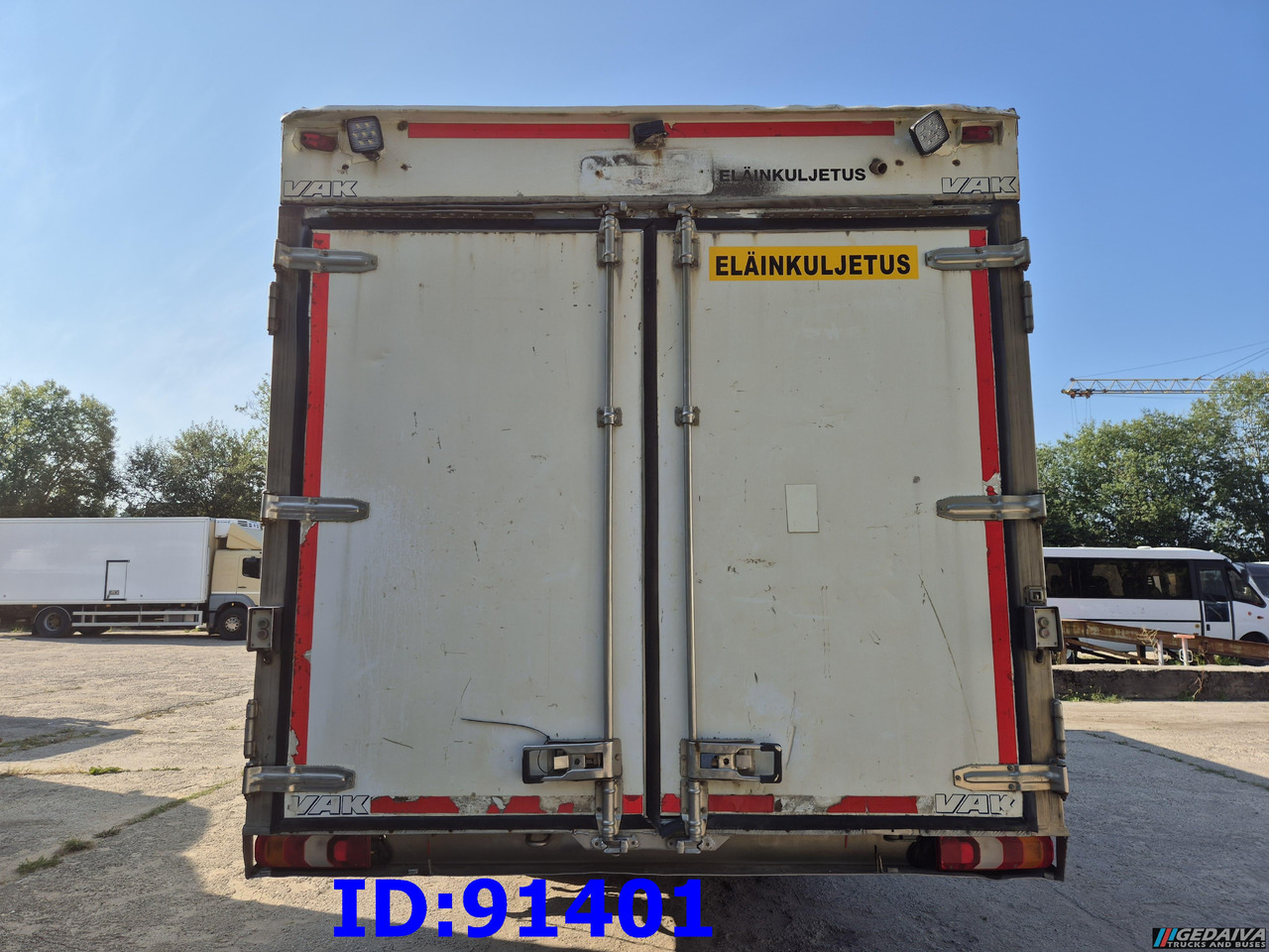 MERCEDES-BENZ Antos 2532 - 6x2 - Euro 6 - Animal transport - Přepravník zvířat: obrázek 5 MERCEDES-BENZ Antos 2532 - 6x2 - Euro 6 - Animal transport - Přepravník zvířat: obrázek 5