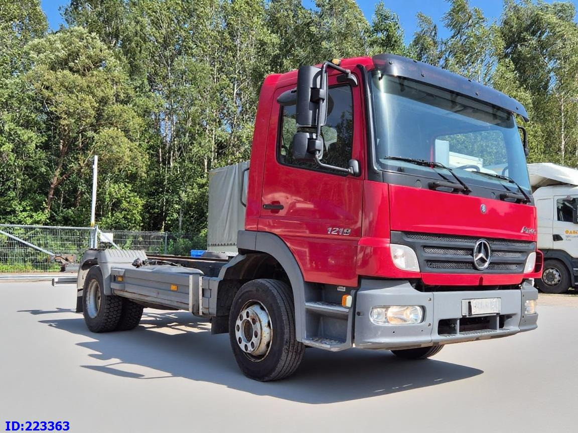 MERCEDES-BENZ Atego 1218 - Full steel - Manual (3 seats) - Podvozek s kabinou: obrázek 4 MERCEDES-BENZ Atego 1218 - Full steel - Manual (3 seats) - Podvozek s kabinou: obrázek 4