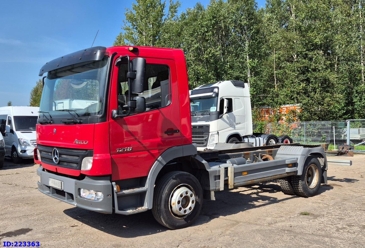 MERCEDES-BENZ Atego 1218 - Full steel - Manual (3 seats) - Podvozek s kabinou: obrázek 1 MERCEDES-BENZ Atego 1218 - Full steel - Manual (3 seats) - Podvozek s kabinou: obrázek 1