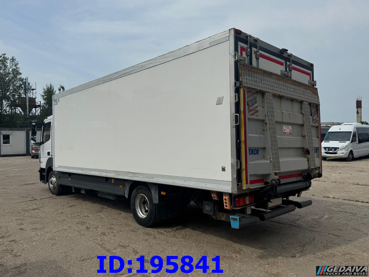 Chladírenský nákladní automobil MERCEDES-BENZ Atego 1224 Euro6: obrázek 11