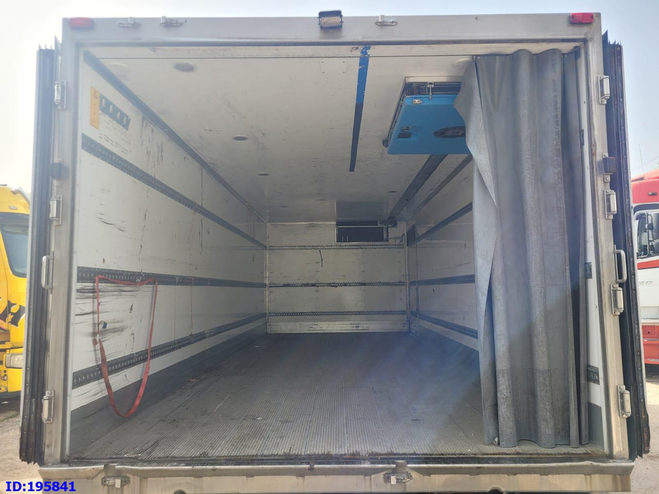 Chladírenský nákladní automobil MERCEDES-BENZ Atego 1224 Euro6: obrázek 7 Chladírenský nákladní automobil MERCEDES-BENZ Atego 1224 Euro6: obrázek 7