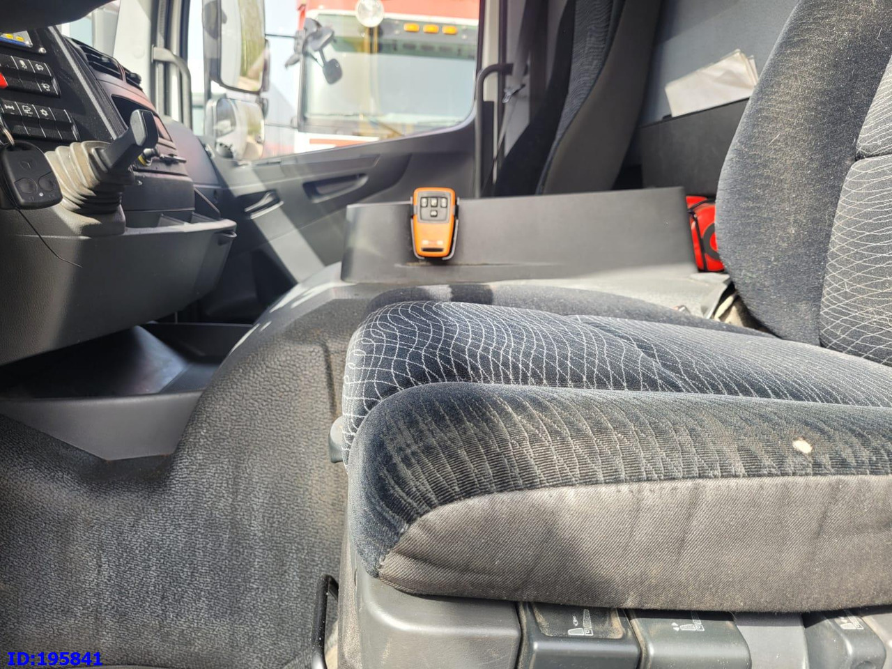 Chladírenský nákladní automobil MERCEDES-BENZ Atego 1224 Euro6: obrázek 18 Chladírenský nákladní automobil MERCEDES-BENZ Atego 1224 Euro6: obrázek 18