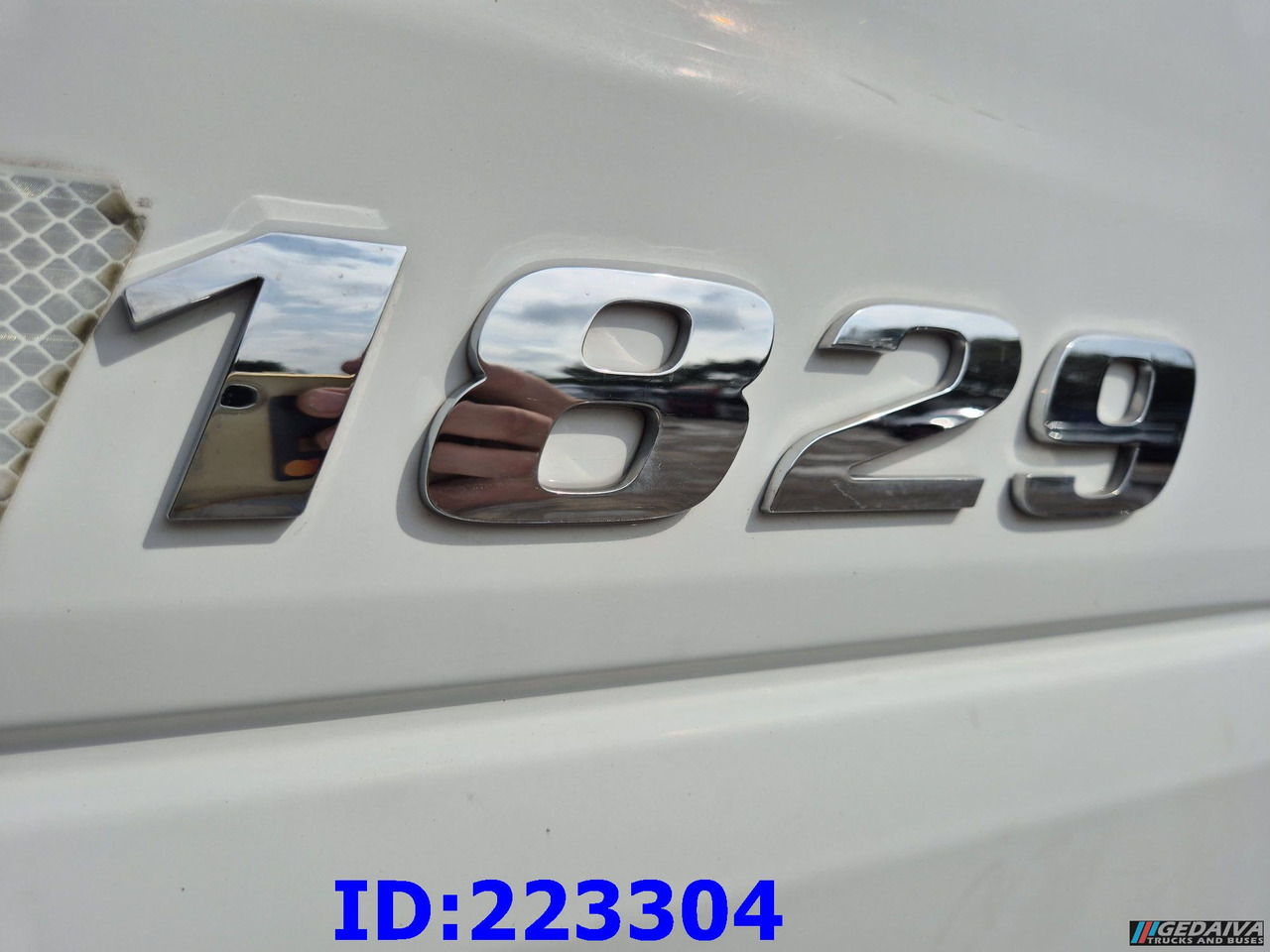 Chladírenský nákladní automobil MERCEDES-BENZ Axor 1829 Euro5: obrázek 12