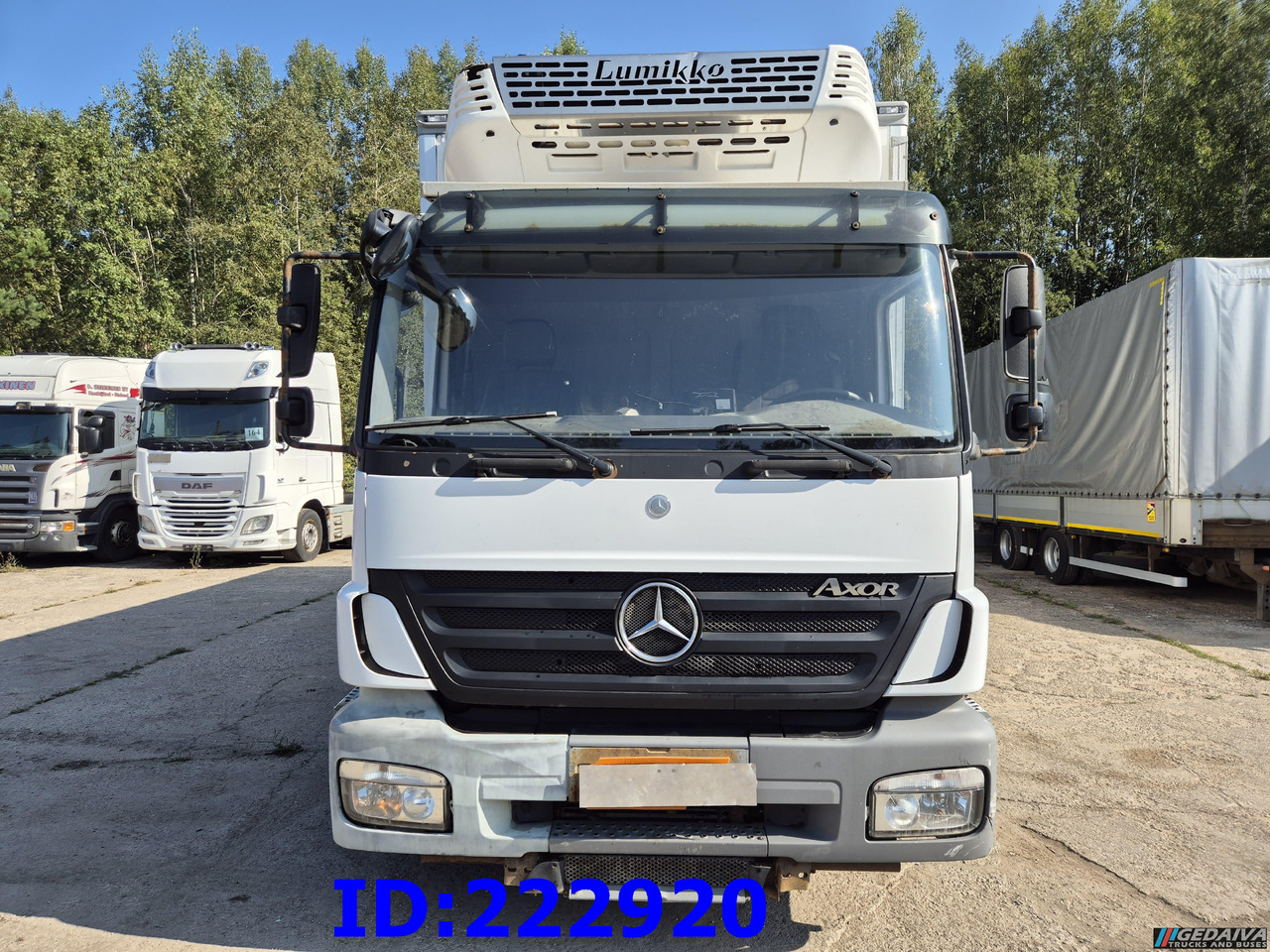MERCEDES-BENZ Axor 1829  Manual + Tail lift - Chladírenský nákladní automobil: obrázek 2 MERCEDES-BENZ Axor 1829  Manual + Tail lift - Chladírenský nákladní automobil: obrázek 2