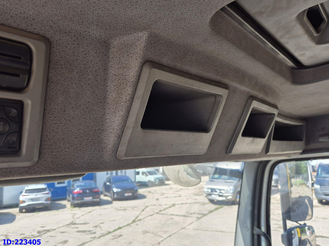 Podvozek s kabinou MERCEDES-BENZ Axor 2633 6x4 Full steel: obrázek 15 Podvozek s kabinou MERCEDES-BENZ Axor 2633 6x4 Full steel: obrázek 15