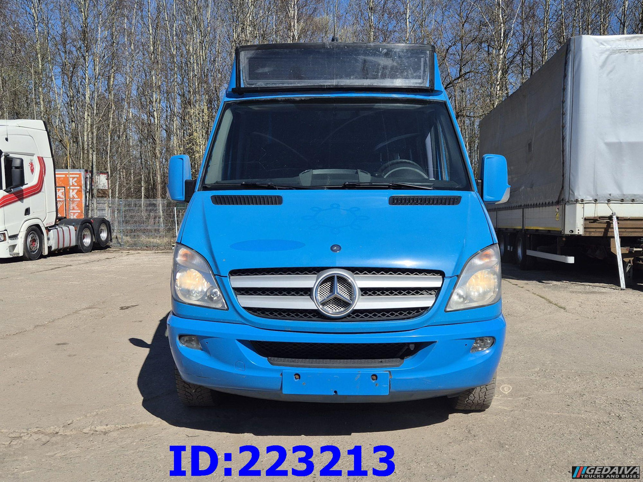 MERCEDES-BENZ Sprinter 316 VIP Euro5 - Turistický autobus: obrázek 2 MERCEDES-BENZ Sprinter 316 VIP Euro5 - Turistický autobus: obrázek 2