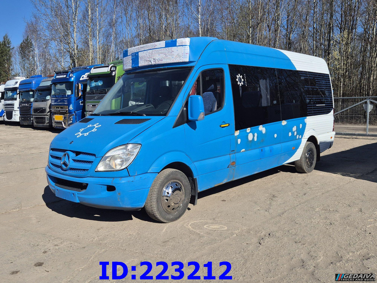 MERCEDES-BENZ Sprinter 316 VIP Euro5 - Turistický autobus: obrázek 4 MERCEDES-BENZ Sprinter 316 VIP Euro5 - Turistický autobus: obrázek 4