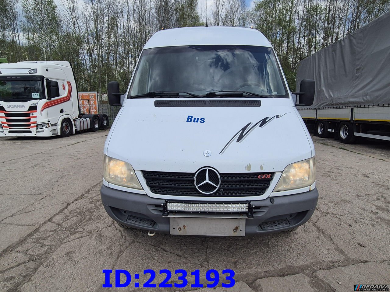 MERCEDES-BENZ Sprinter 416 VIP AC 17-seater - Turistický autobus: obrázek 2 MERCEDES-BENZ Sprinter 416 VIP AC 17-seater - Turistický autobus: obrázek 2