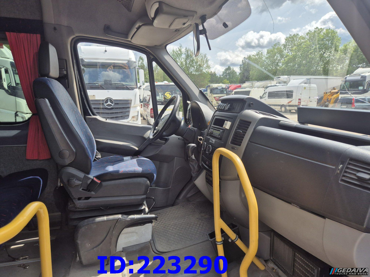 Turistický autobus MERCEDES-BENZ Sprinter 515 - 23 places: obrázek 15
