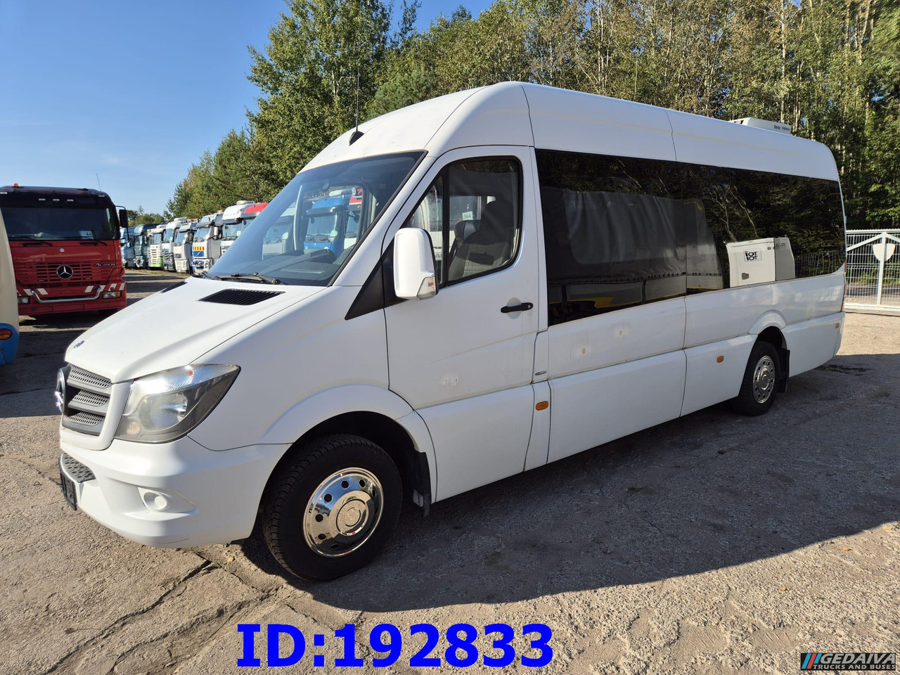 MERCEDES-BENZ Sprinter 516 20-Seats Euro6 - Turistický autobus: obrázek 1 MERCEDES-BENZ Sprinter 516 20-Seats Euro6 - Turistický autobus: obrázek 1