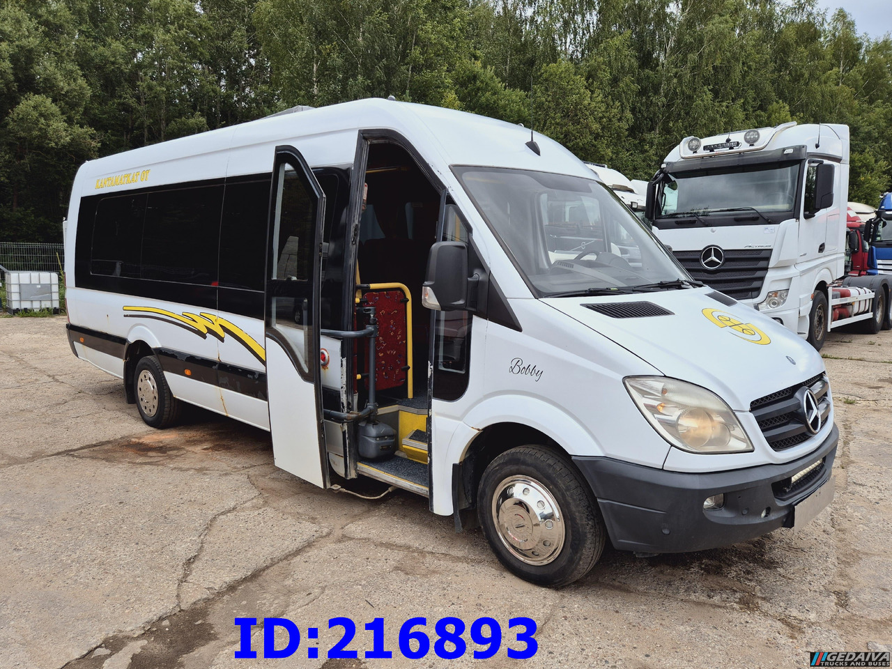 MERCEDES-BENZ Sprinter 516 - Euro5 - 23-seater - Turistický autobus: obrázek 4 MERCEDES-BENZ Sprinter 516 - Euro5 - 23-seater - Turistický autobus: obrázek 4