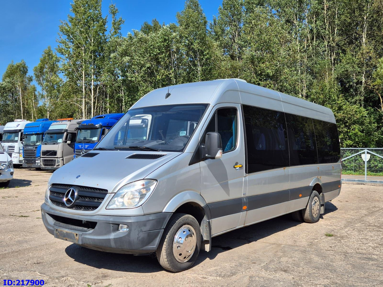 MERCEDES-BENZ Sprinter 516 - VIP - 17 places - Turistický autobus: obrázek 1 MERCEDES-BENZ Sprinter 516 - VIP - 17 places - Turistický autobus: obrázek 1
