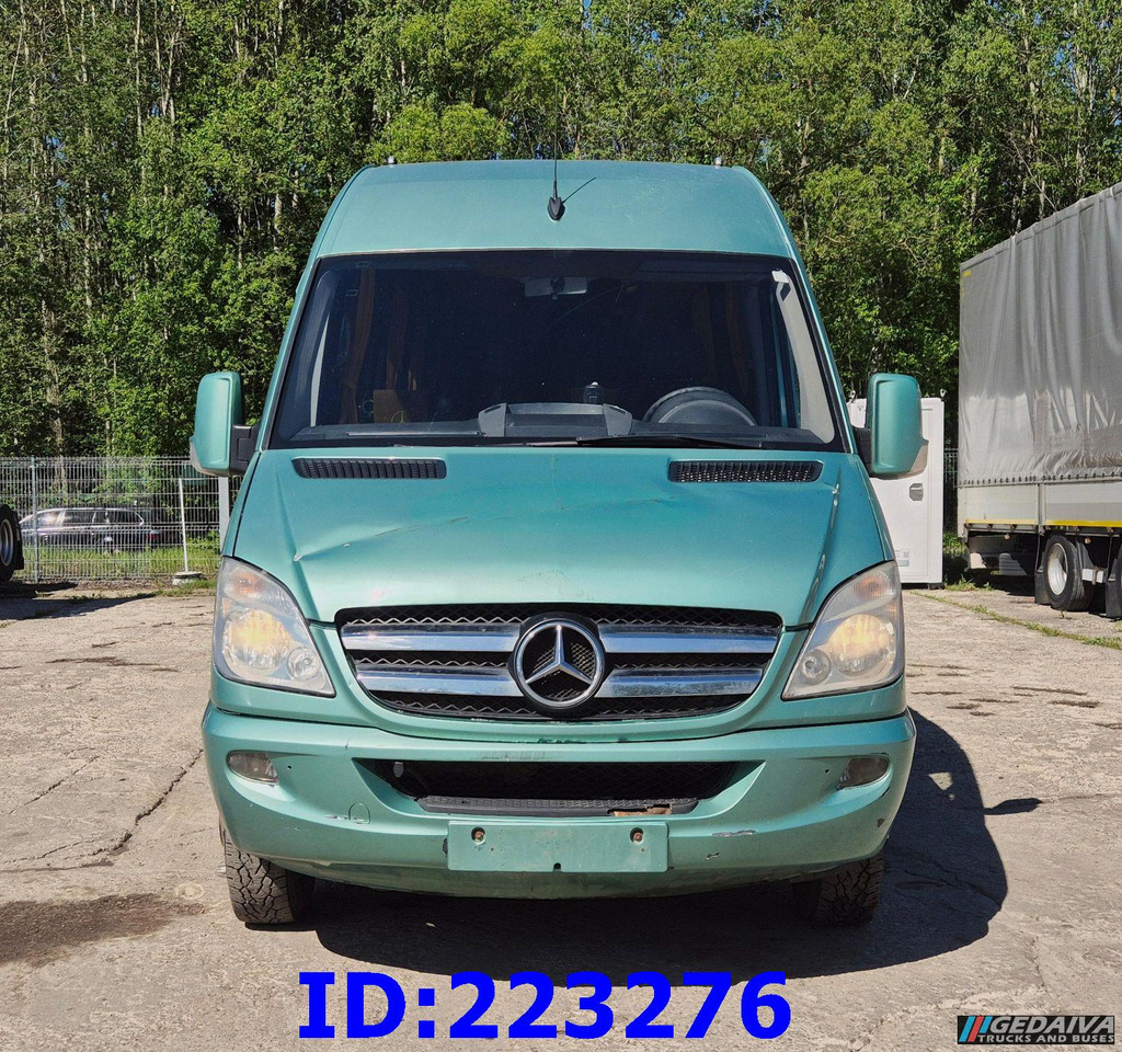 MERCEDES-BENZ Sprinter 516 - VIP - 23 Places - Turistický autobus: obrázek 2 MERCEDES-BENZ Sprinter 516 - VIP - 23 Places - Turistický autobus: obrázek 2