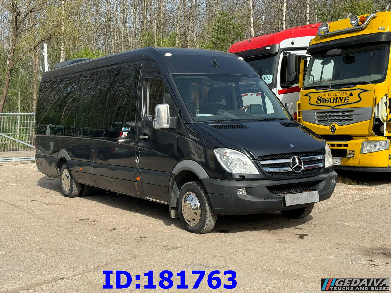 MERCEDES-BENZ Sprinter 518 - VIP - 17 Seater - Turistický autobus: obrázek 4 MERCEDES-BENZ Sprinter 518 - VIP - 17 Seater - Turistický autobus: obrázek 4