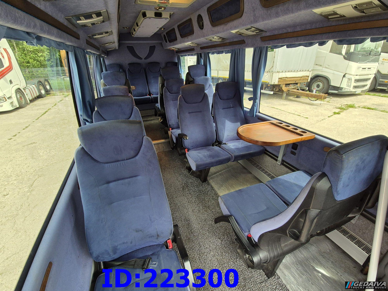 Turistický autobus MERCEDES-BENZ Sprinter 518 VIP - 17 Seater: obrázek 16