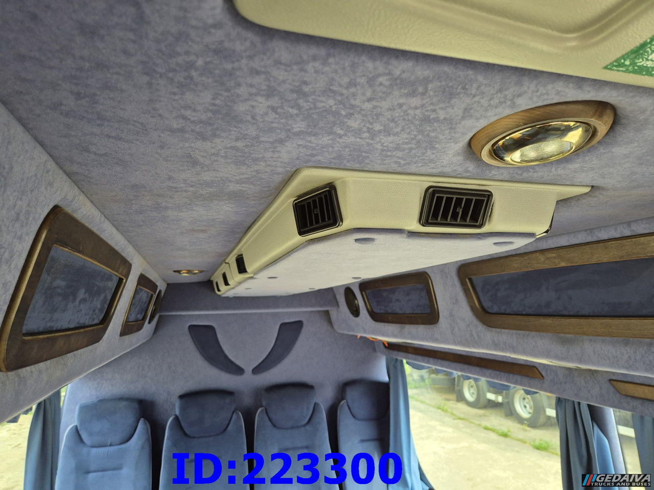 Turistický autobus MERCEDES-BENZ Sprinter 518 VIP - 17 Seater: obrázek 20